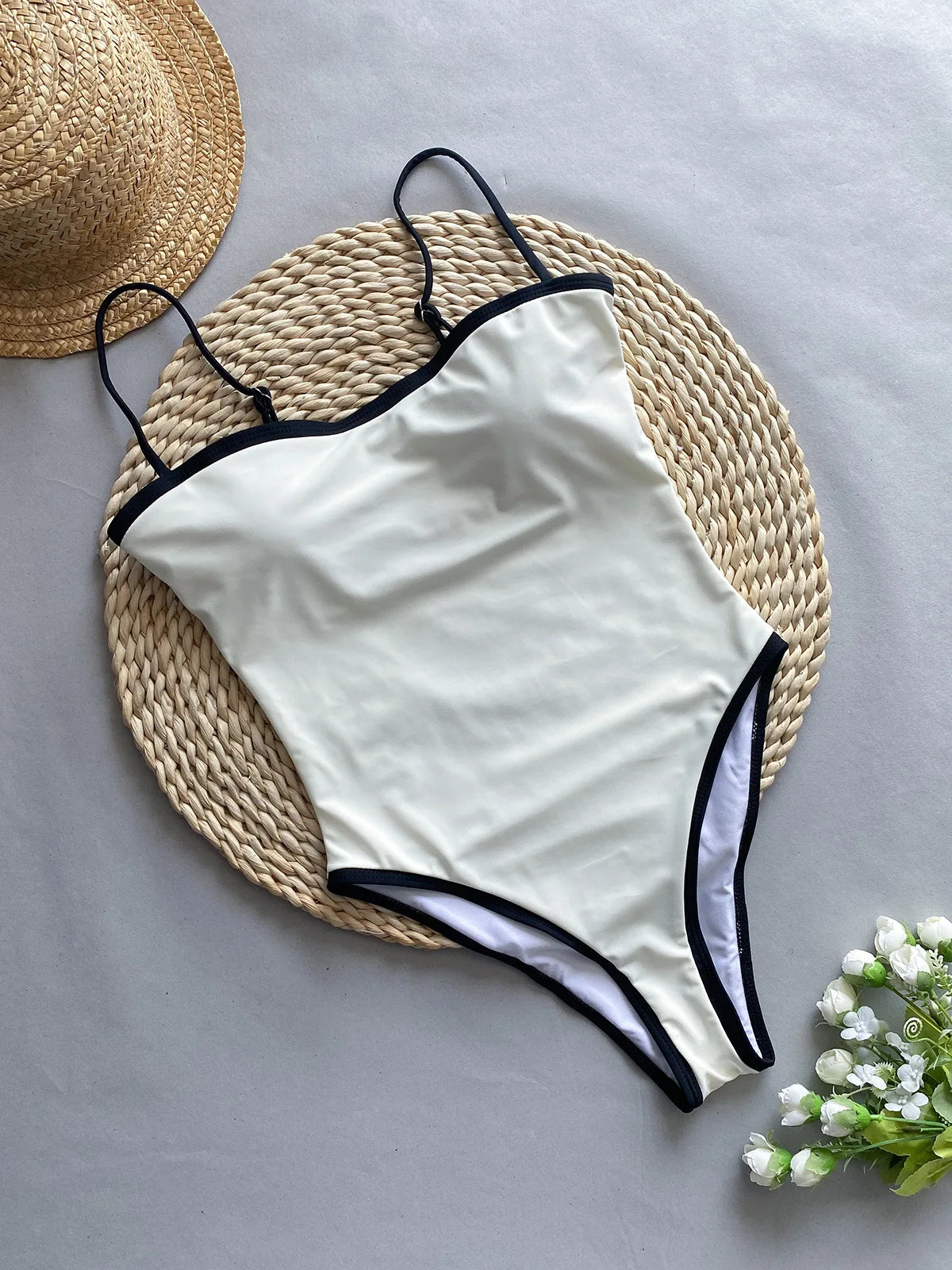 2026 Vintage One Piece Swimsuit Retro Swimwear Women's Swimsuit Bandeau Bathing Suit Beachwear Monokini Female Swimming Suits